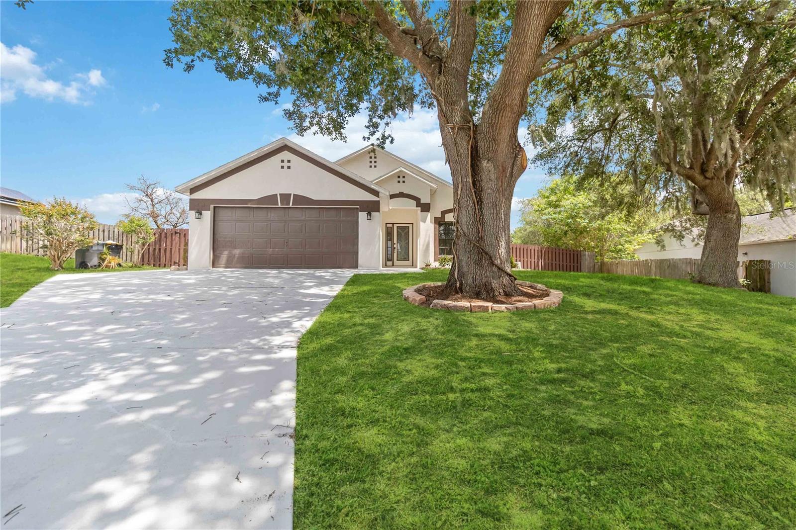 Image 3 of 30 For 232 Bent Oak Loop