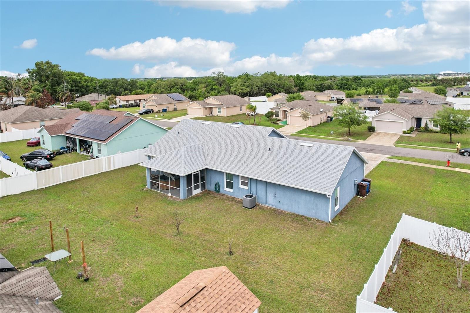 Image 28 of 33 For 264 Chicago Avenue W