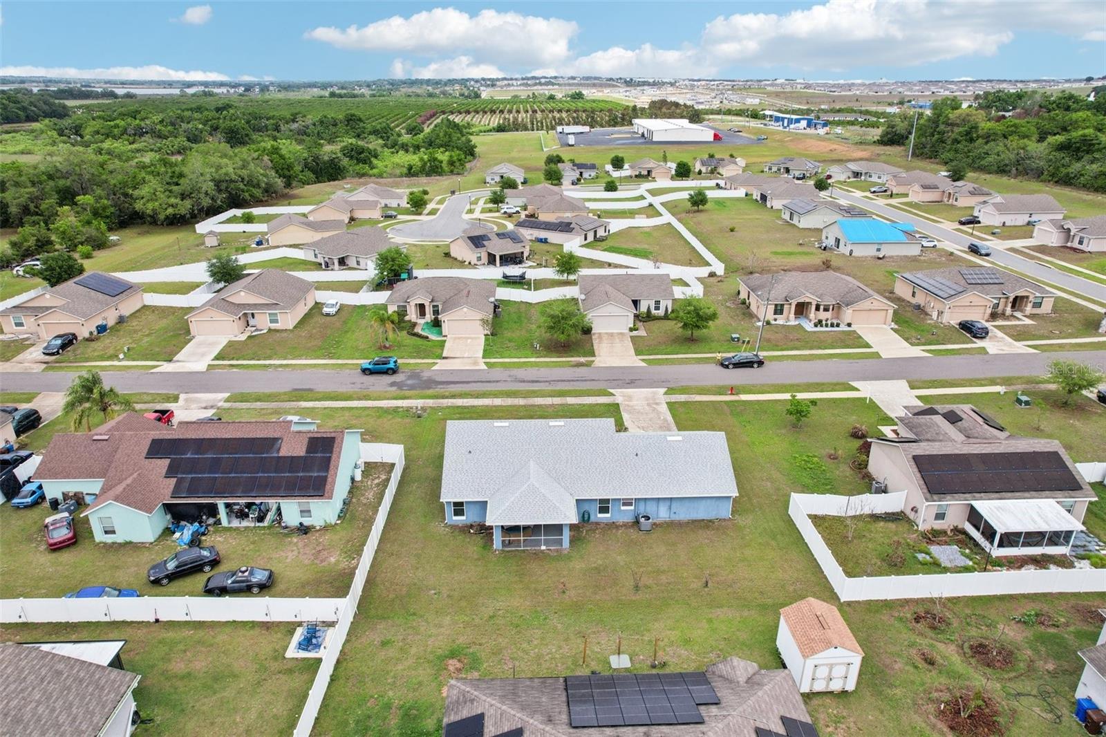 Image 32 of 33 For 264 Chicago Avenue W