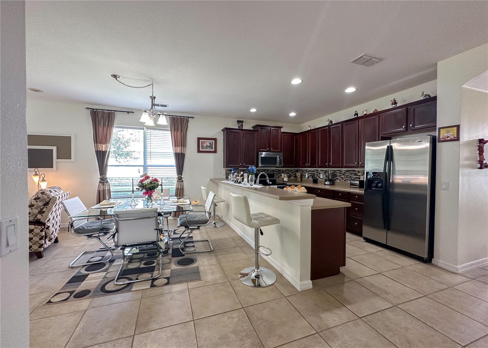 Image 7 of 29 For 312 Silverdale Avenue