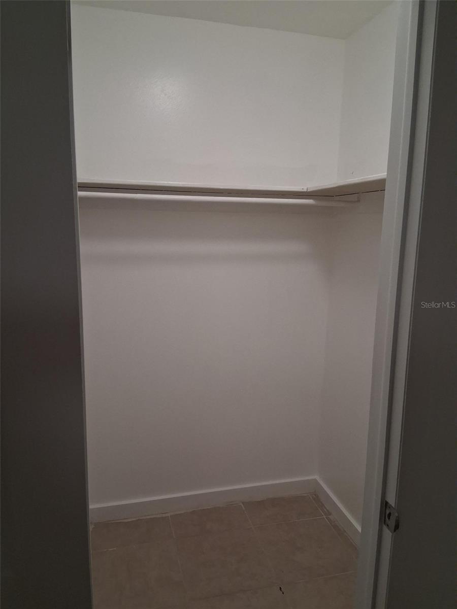 Image 10 of 18 For 2843 13th Avenue N