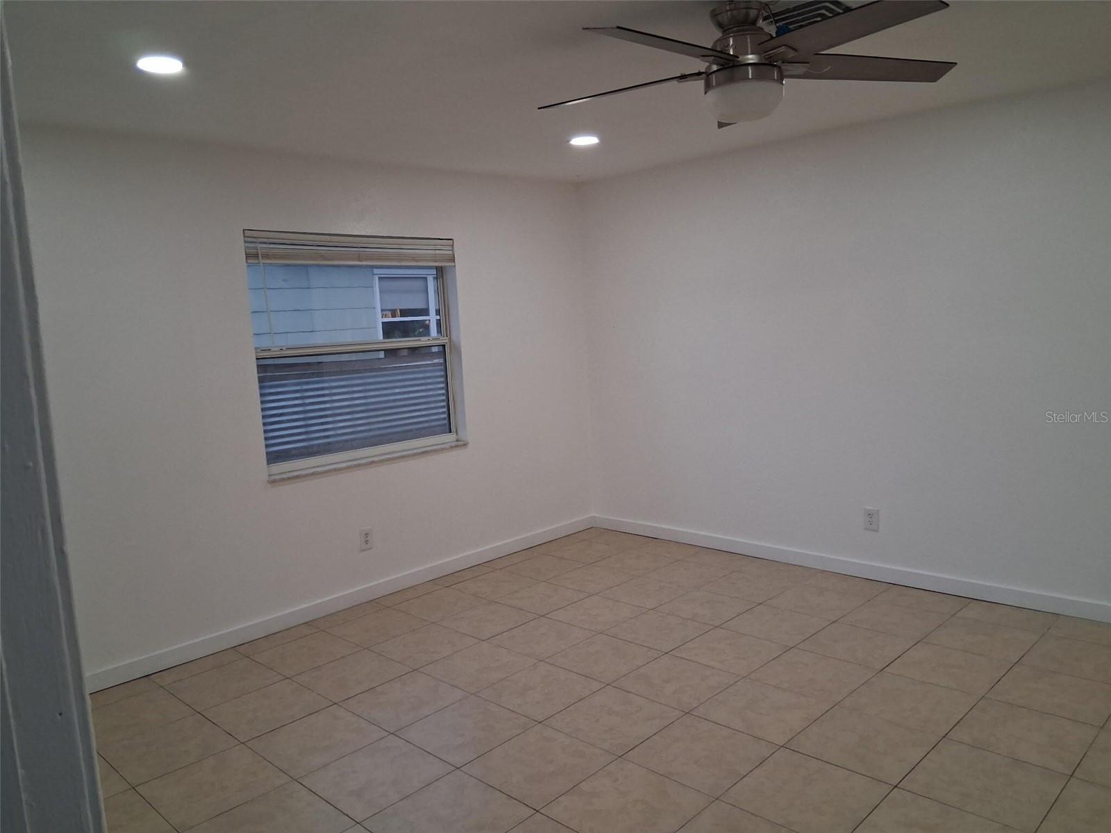 Image 12 of 18 For 2843 13th Avenue N