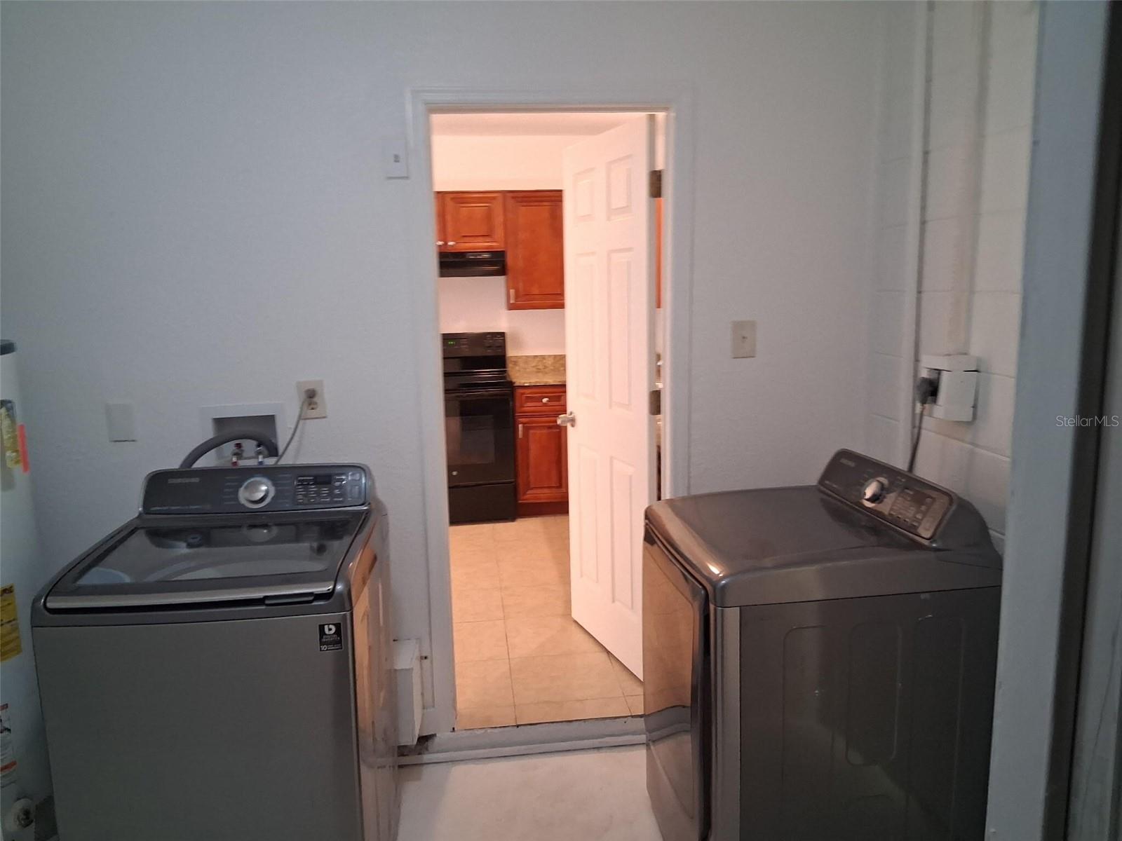 Image 16 of 18 For 2843 13th Avenue N