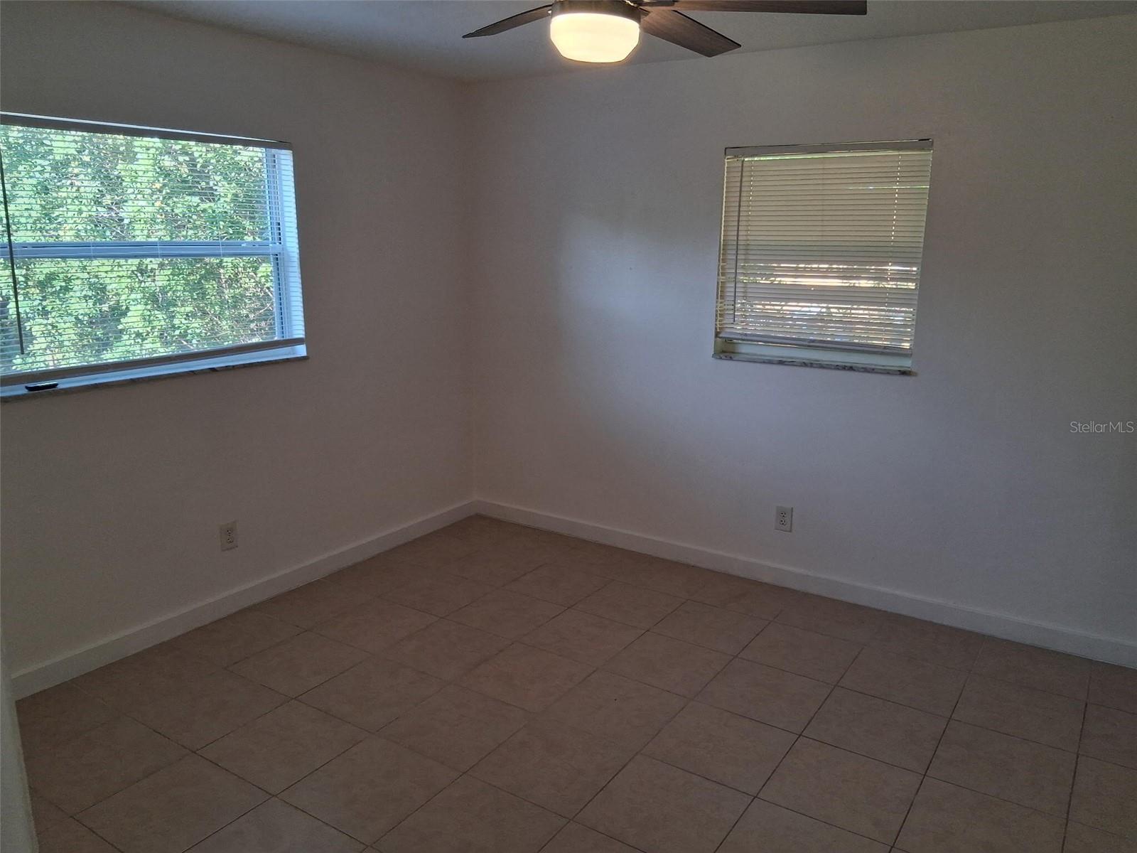 Image 9 of 18 For 2843 13th Avenue N