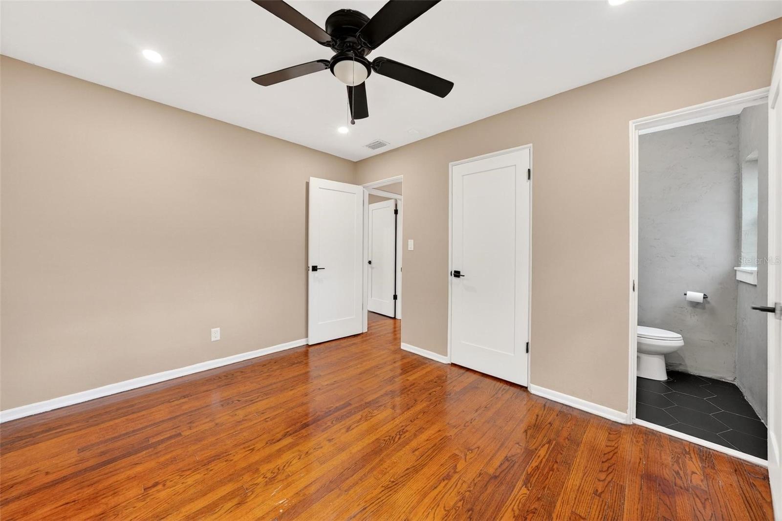 Image 15 of 45 For 5314 Kaley Street