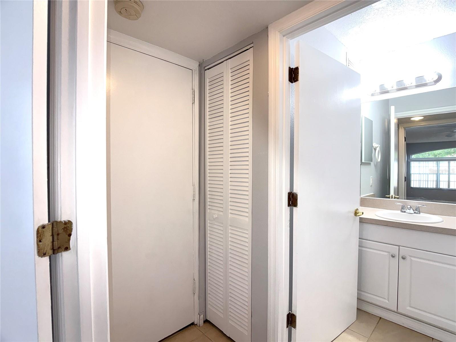 Image 7 of 15 For 902 Orchid Drive