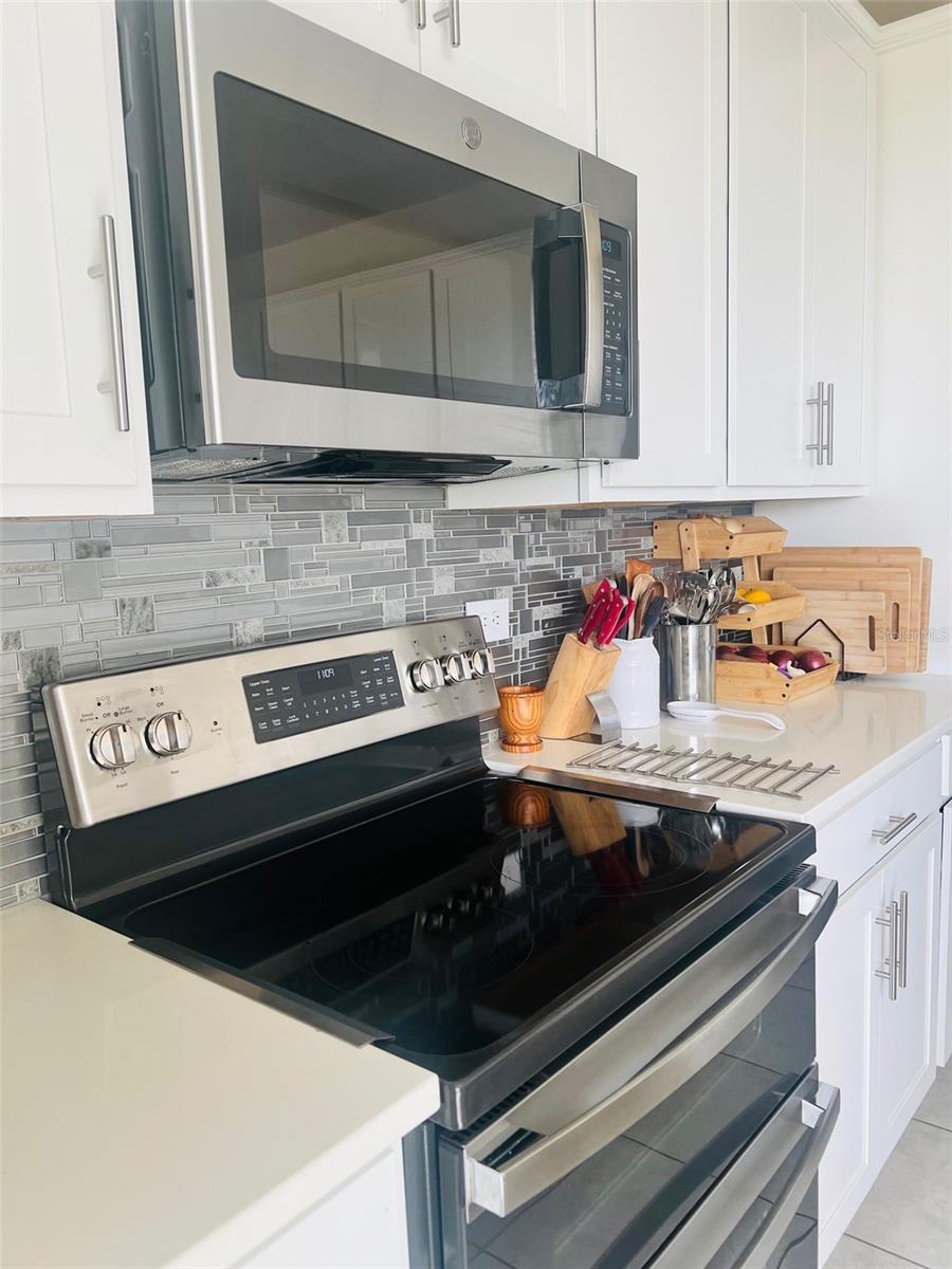 Image 3 of 36 For 1120 Sugarwood Street