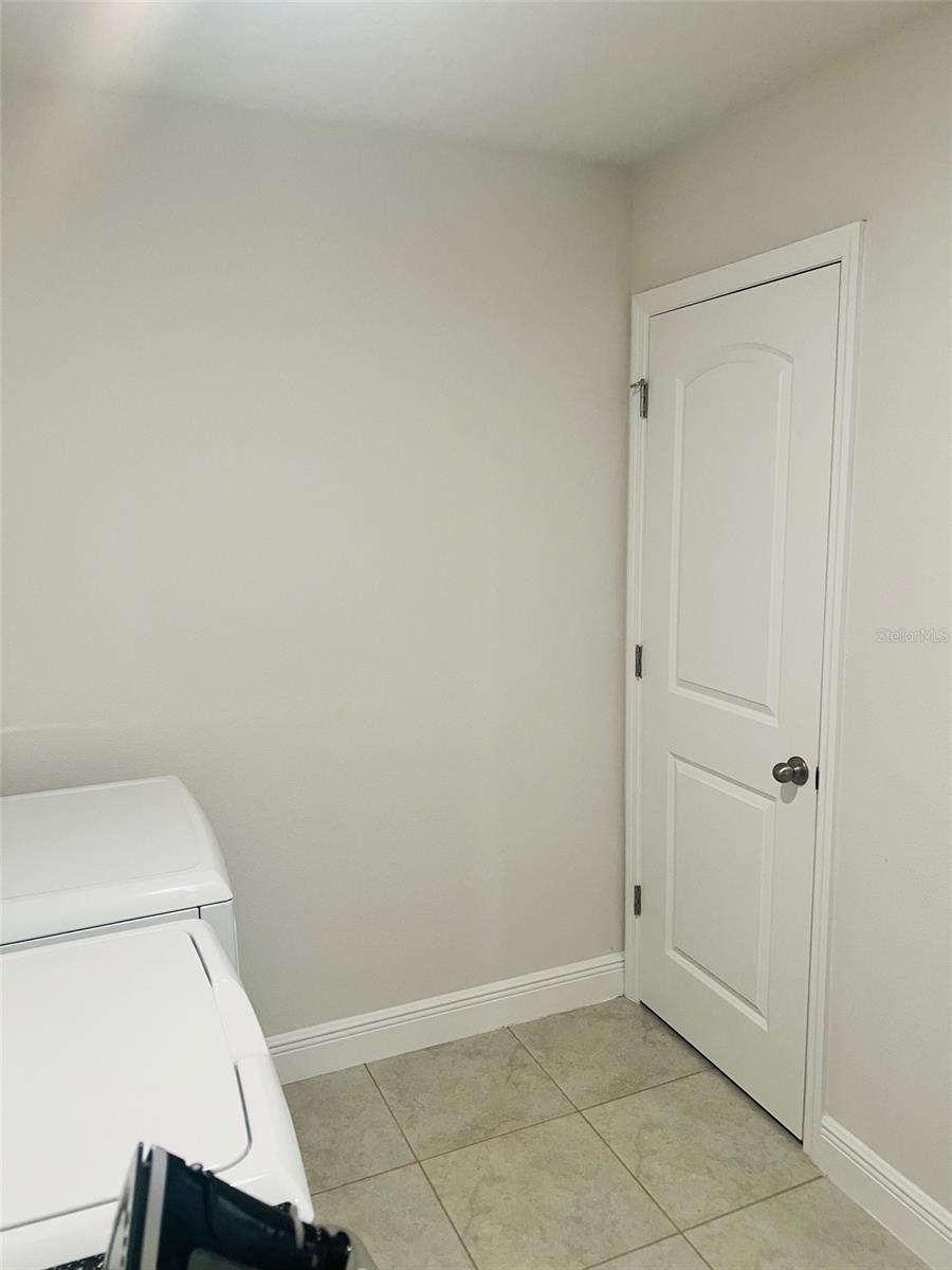 Image 33 of 36 For 1120 Sugarwood Street