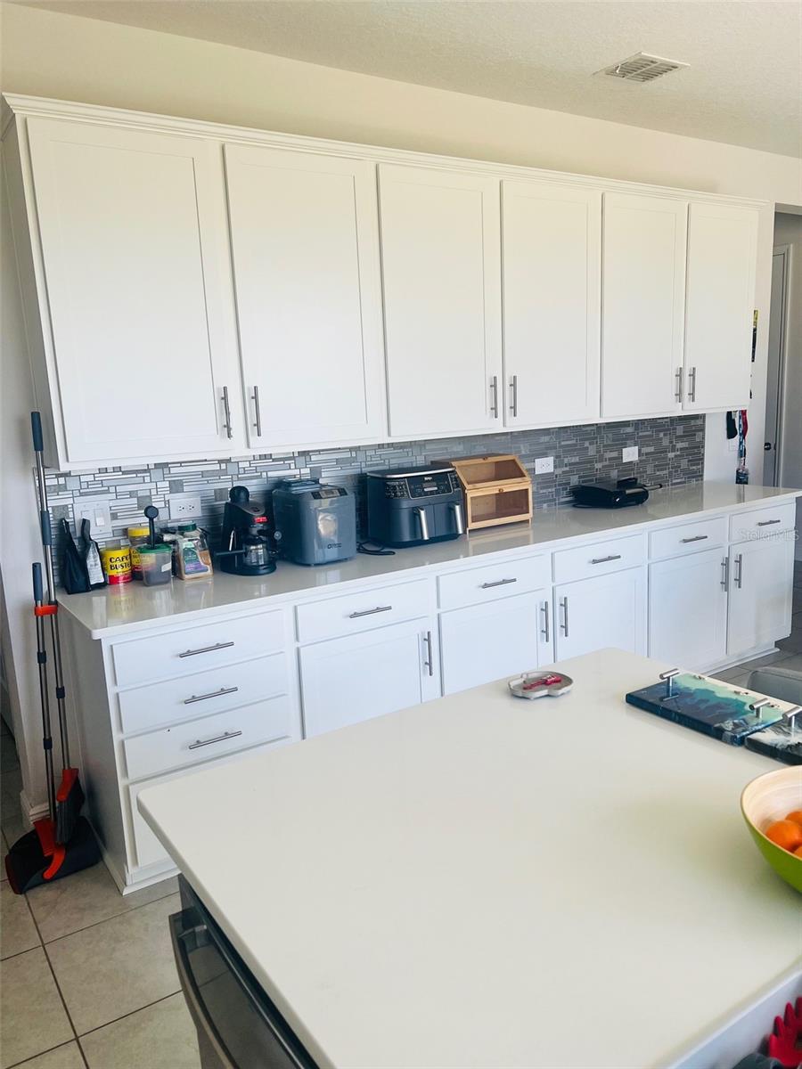 Image 5 of 36 For 1120 Sugarwood Street