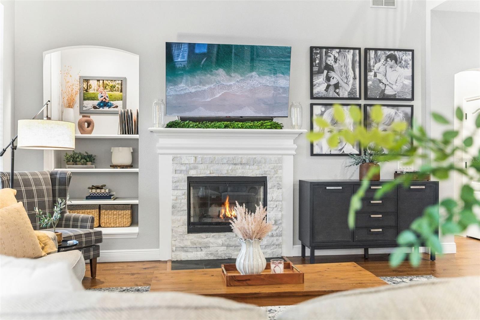 Image 10 of 37 For 1155 Fern Avenue