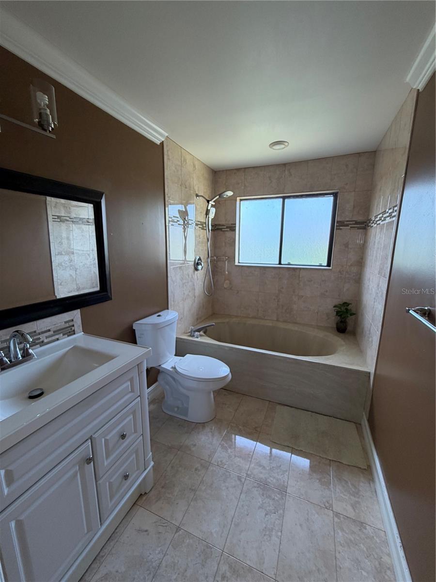 Image 21 of 29 For 8091 71st Court