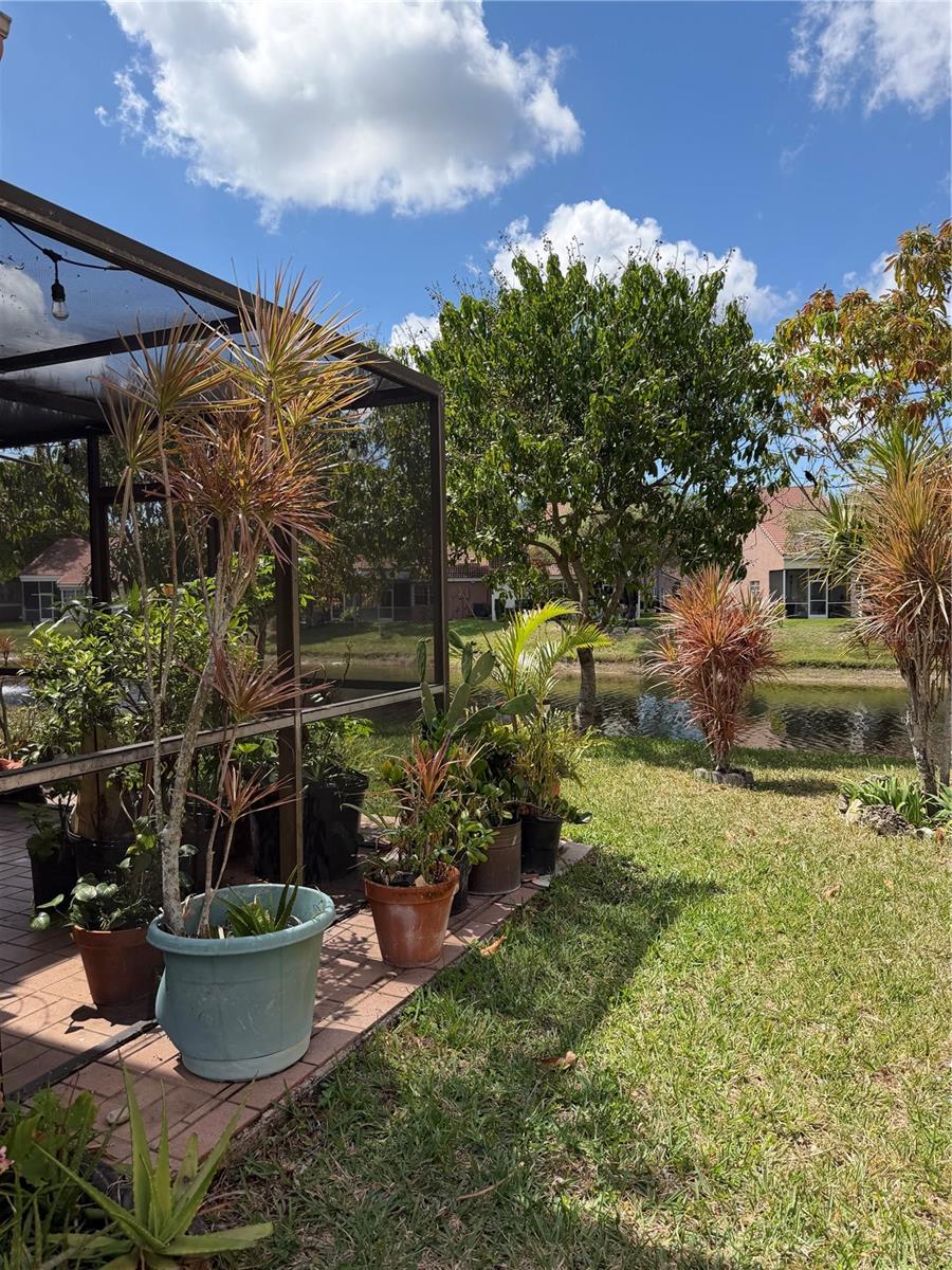 Image 24 of 29 For 8091 71st Court