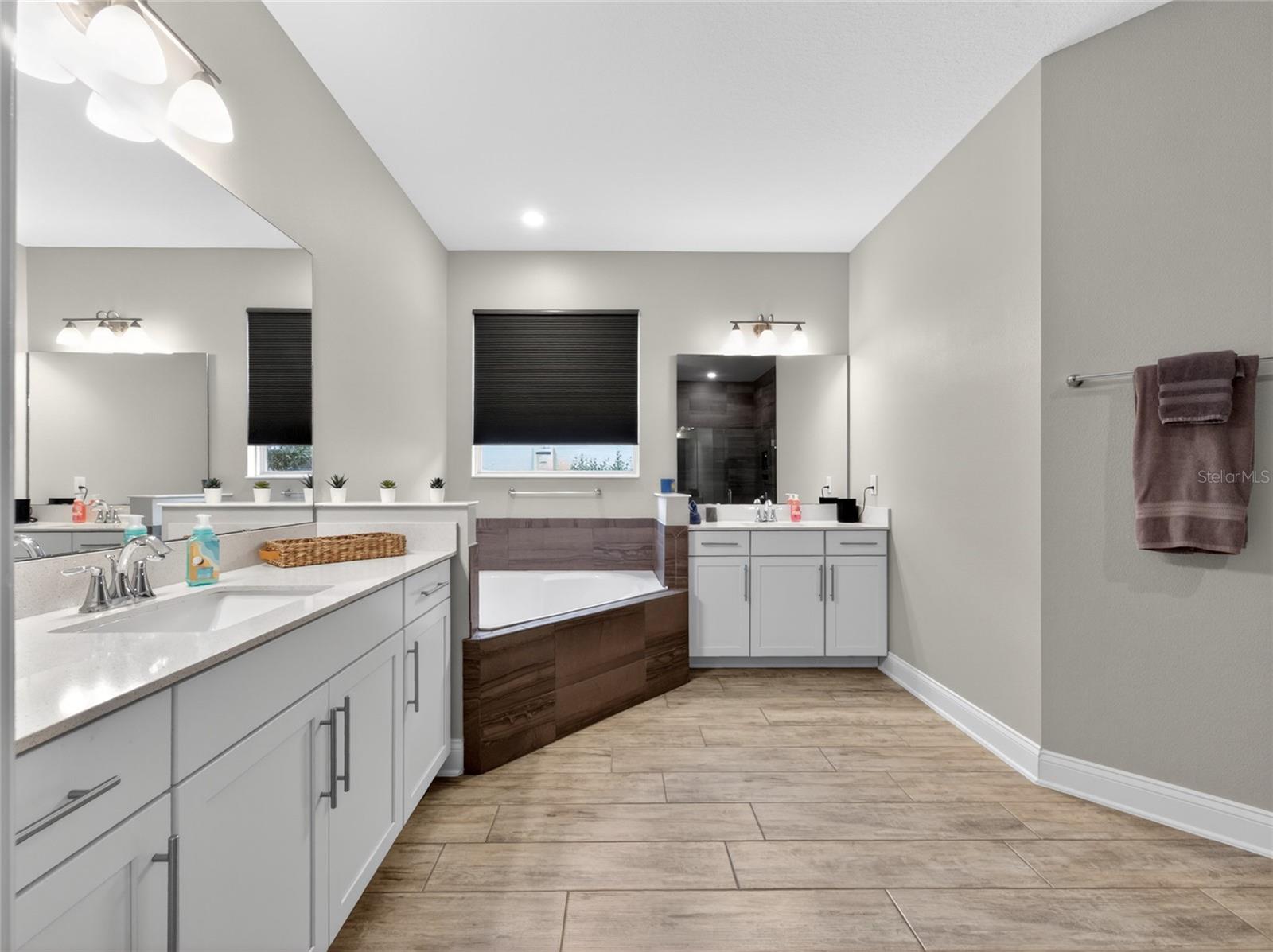 Image 19 of 41 For 11209 Lemon Lake Boulevard