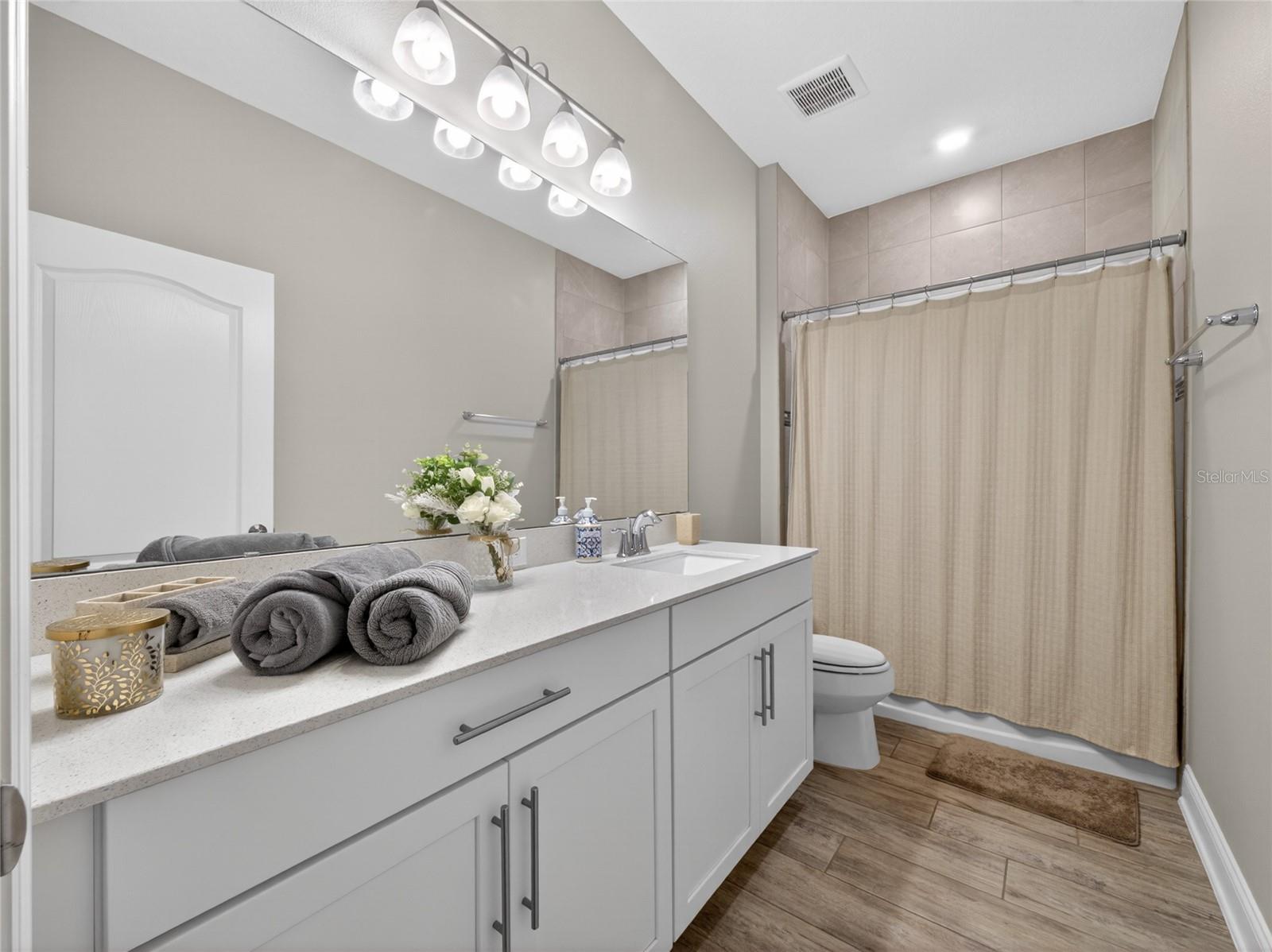 Image 26 of 41 For 11209 Lemon Lake Boulevard