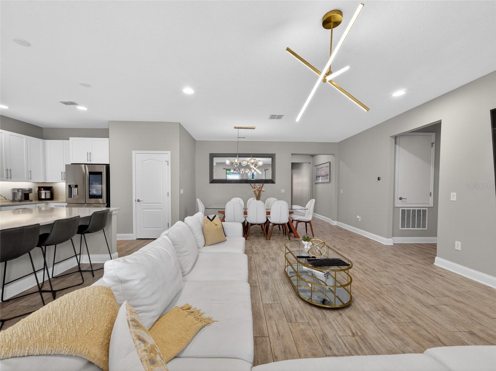 Image 29 of 41 For 11209 Lemon Lake Boulevard