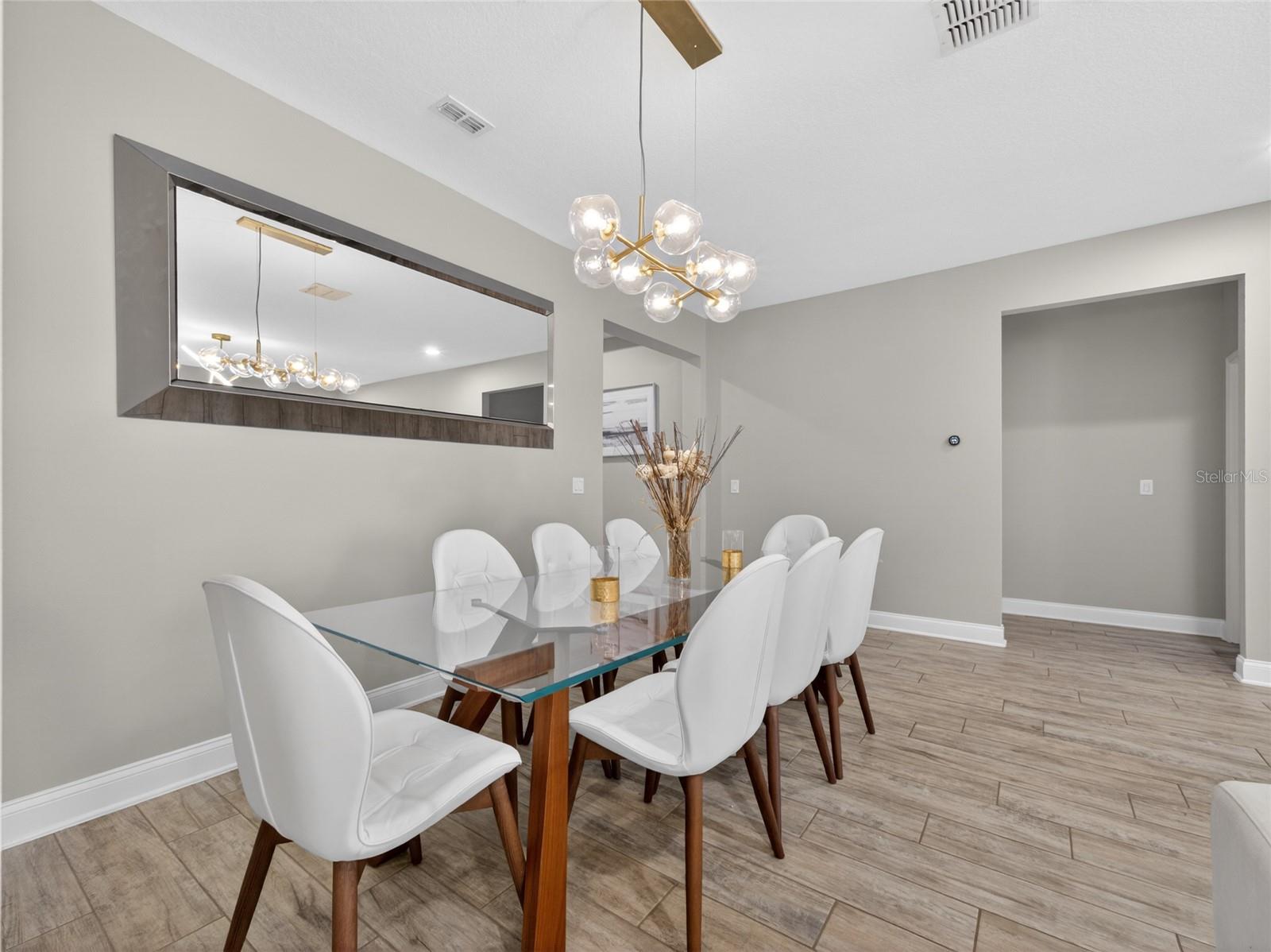 Image 4 of 41 For 11209 Lemon Lake Boulevard