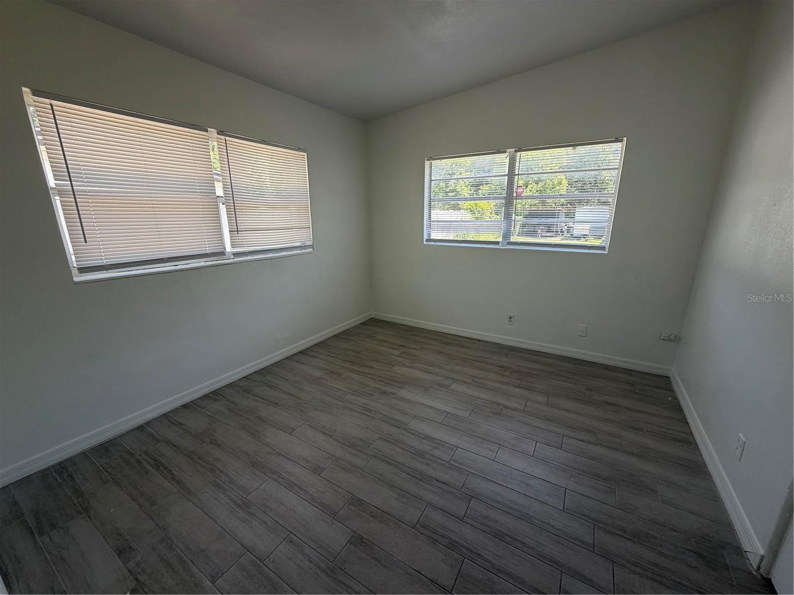 Image 11 of 13 For 135 Pinecrest Drive