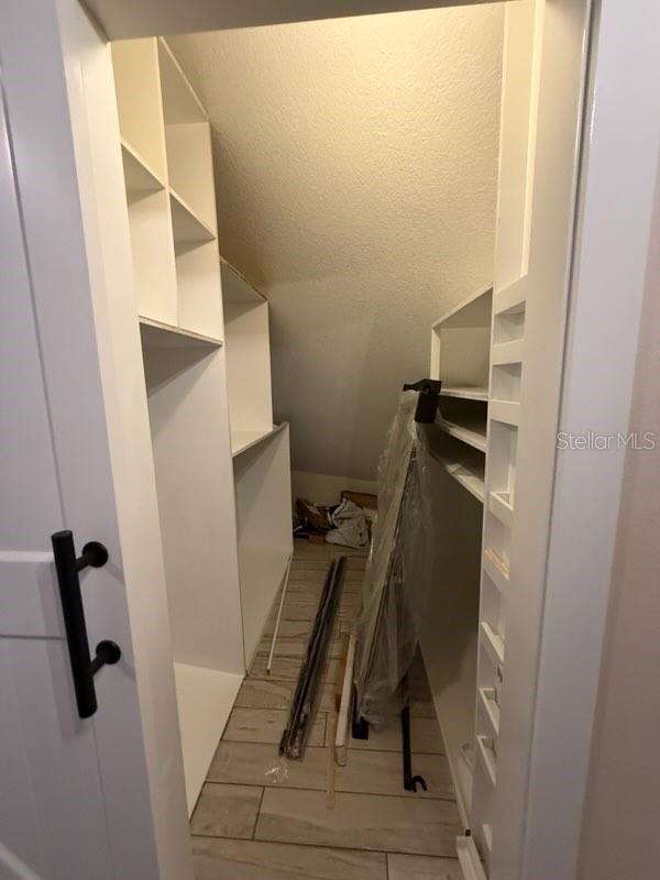 Image 19 of 22 For 10424 Lyons Avenue