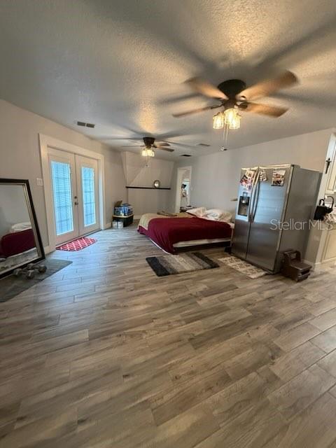 Image 20 of 22 For 10424 Lyons Avenue