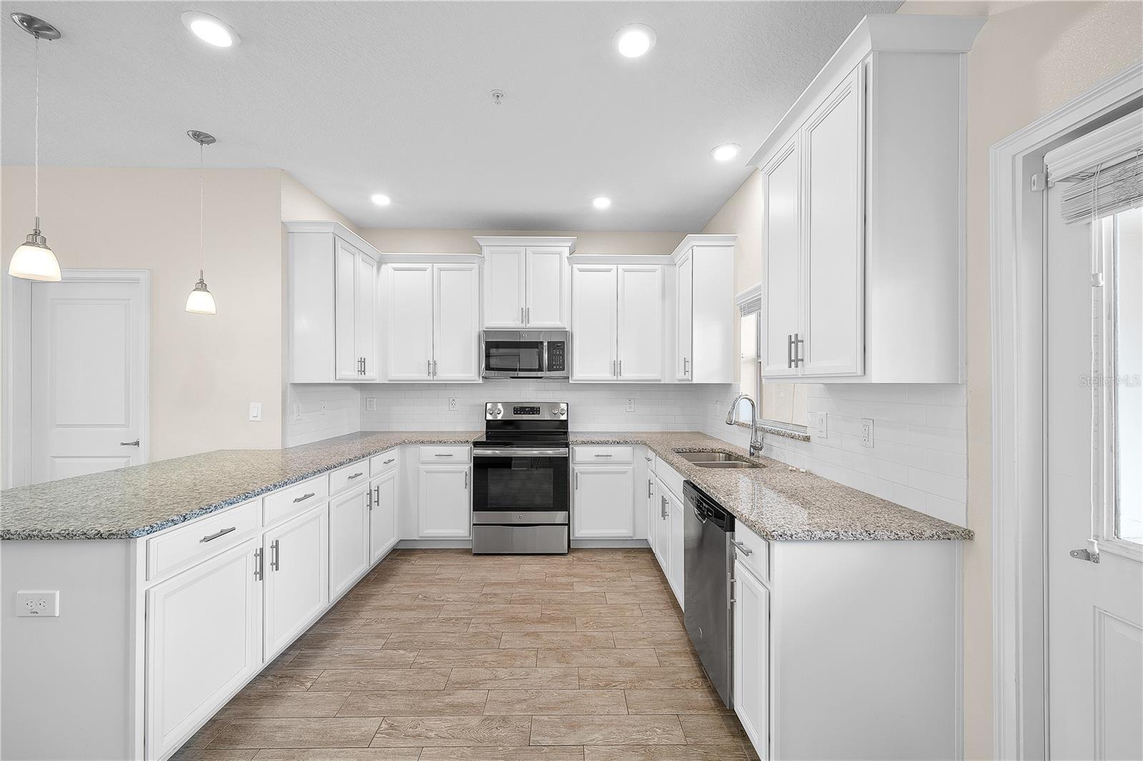 Image 5 of 20 For 11607 Mystery Lane