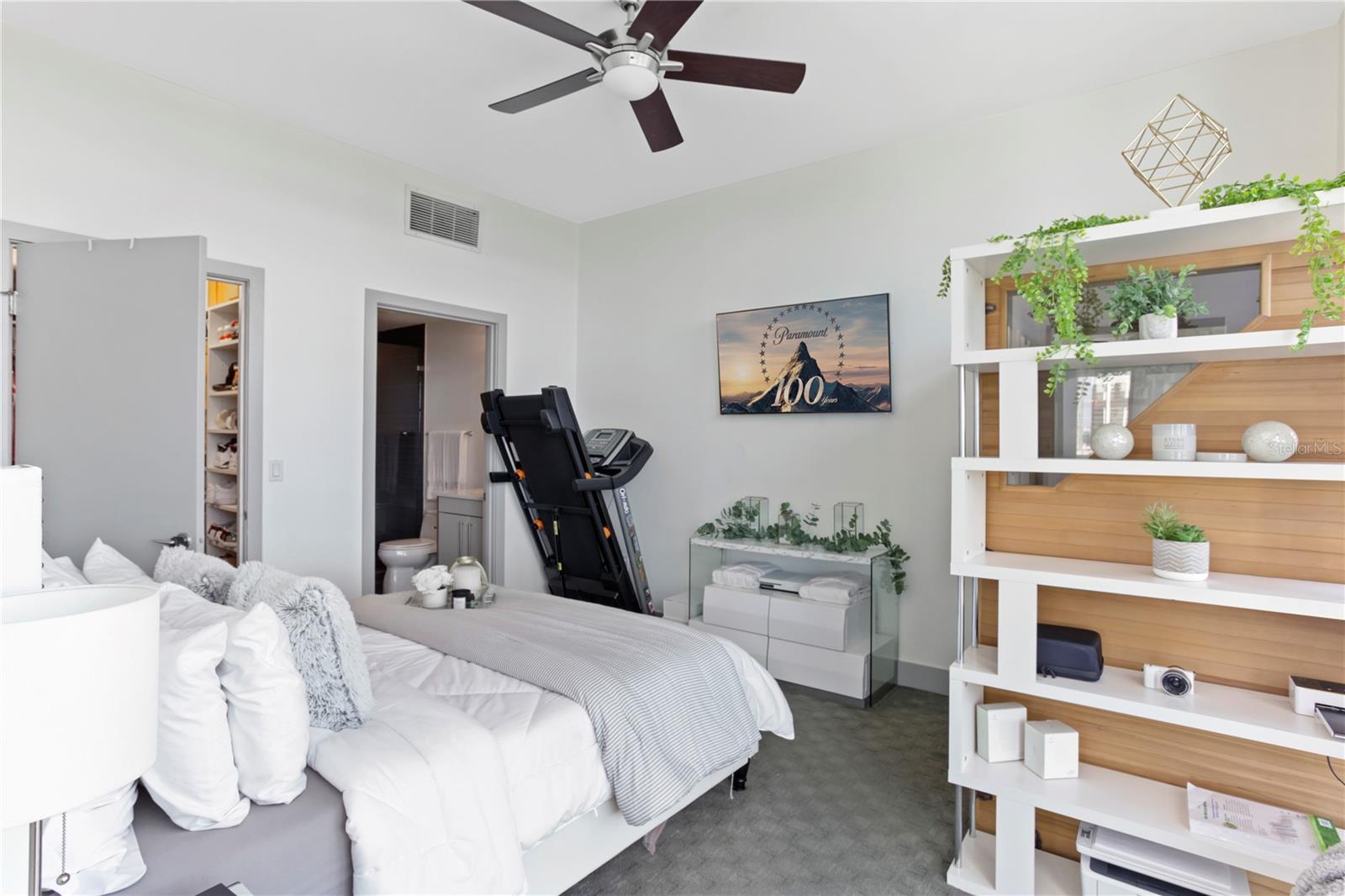 Image 13 of 19 For 260 Osceola Avenue 1106