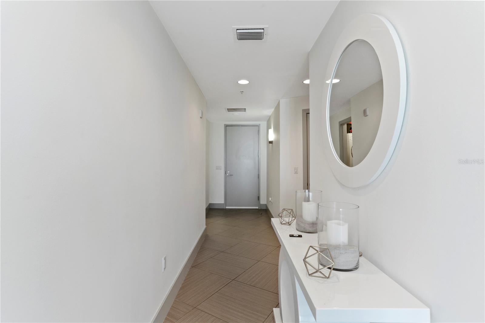 Image 5 of 19 For 260 Osceola Avenue 1106