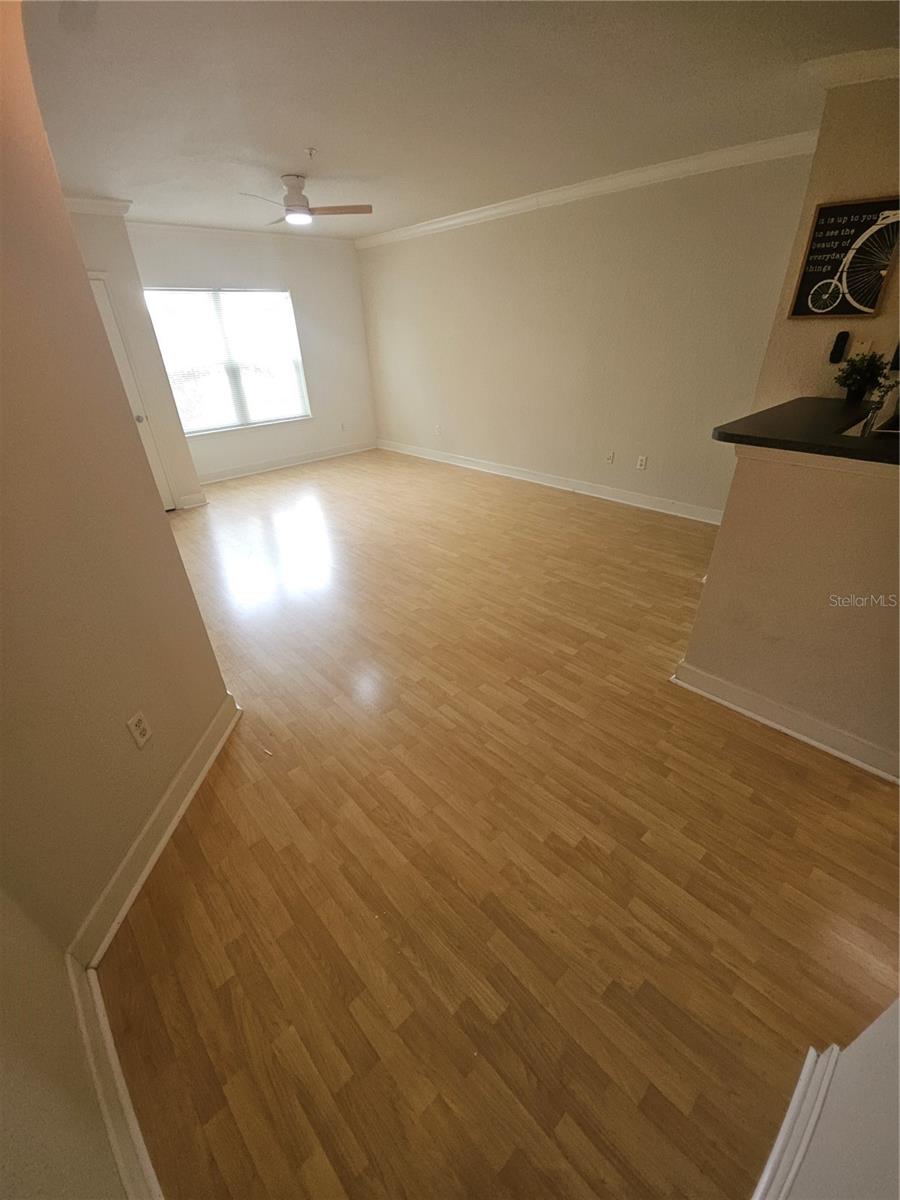 Image 19 of 44 For 202 South Street 4049