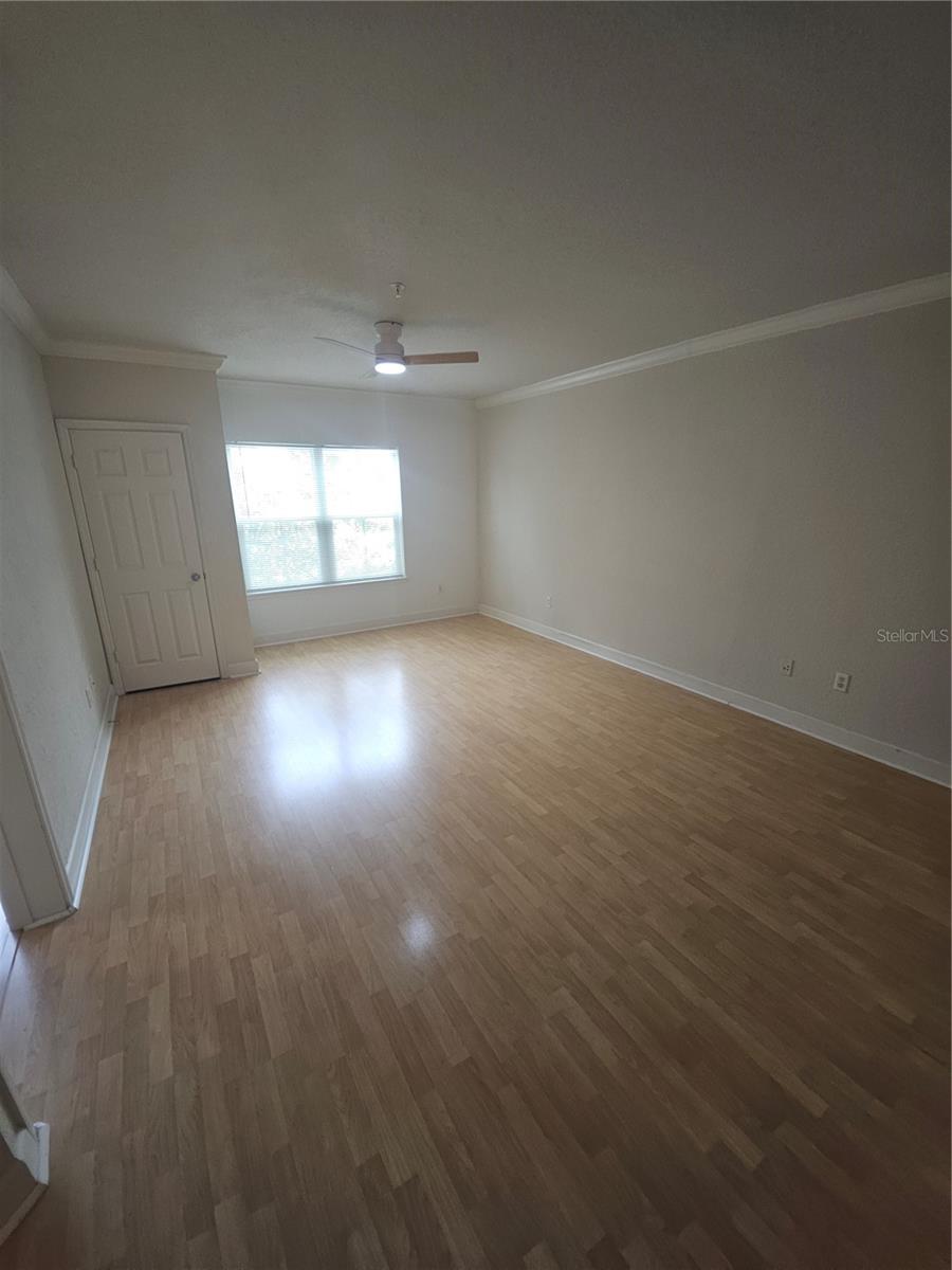 Image 20 of 44 For 202 South Street 4049