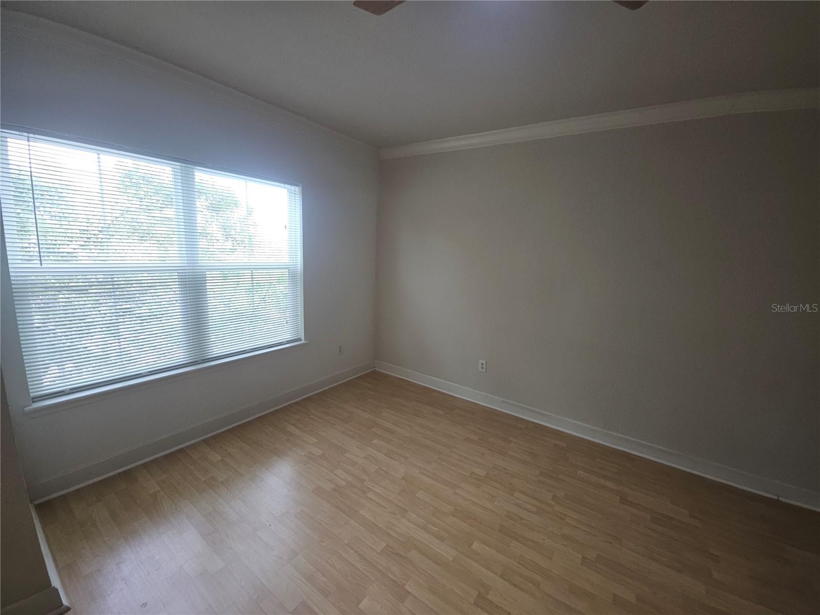 Image 24 of 44 For 202 South Street 4049