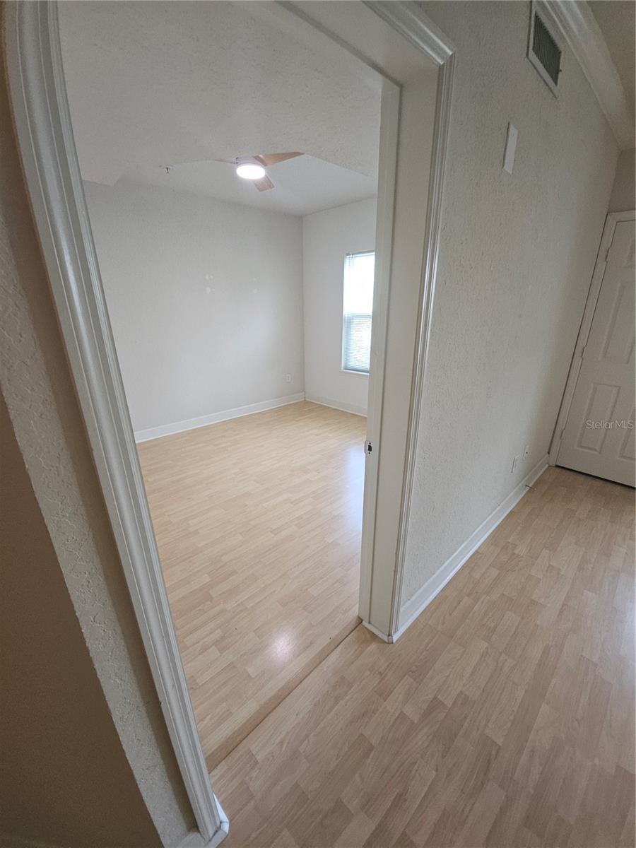 Image 27 of 44 For 202 South Street 4049