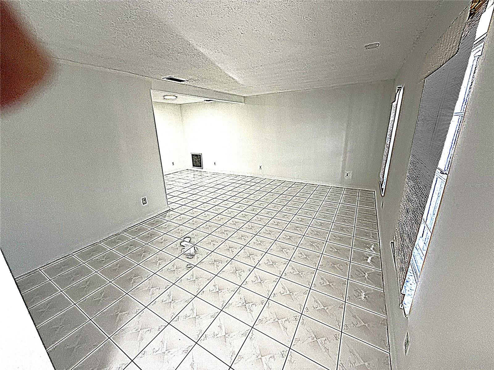 Image 5 of 19 For 7455 Wayland Boulevard