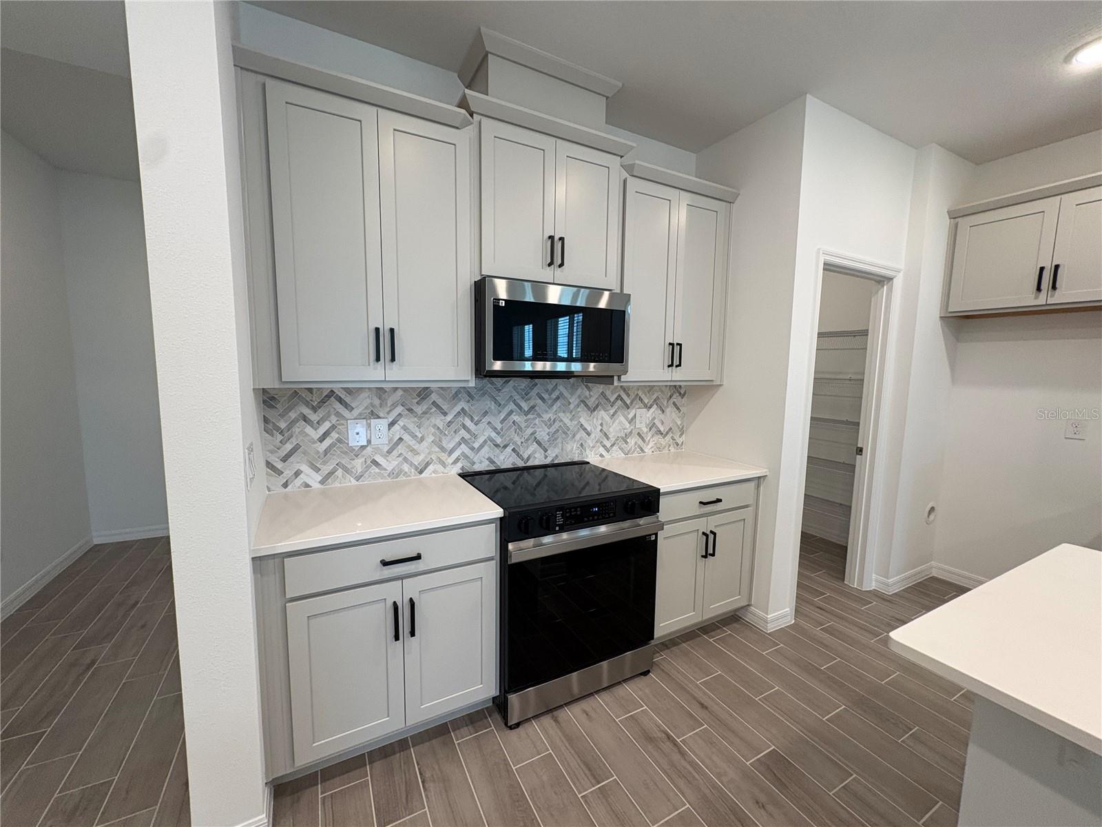 Image 4 of 28 For 1876 Columbus Path