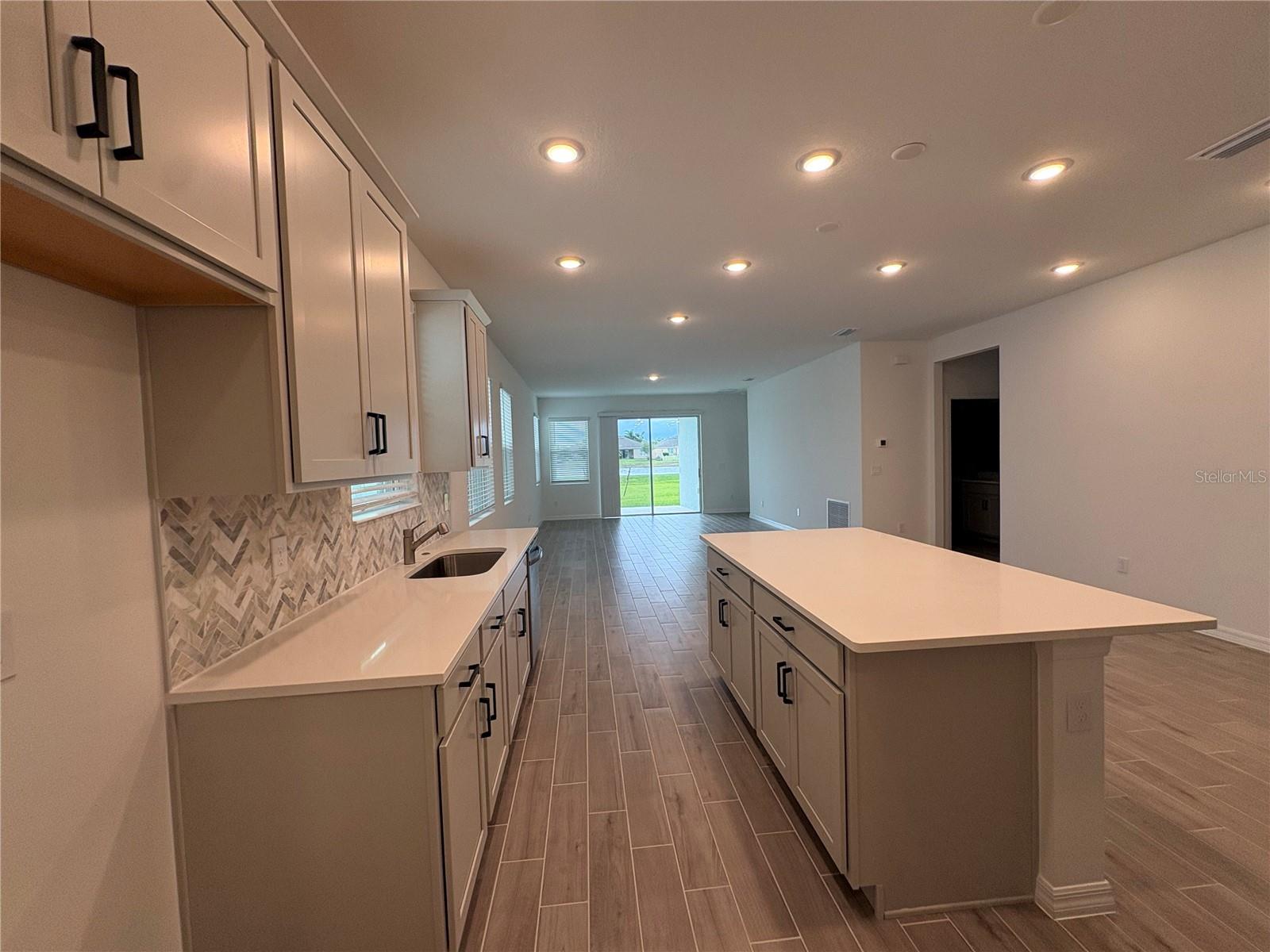 Image 7 of 28 For 1876 Columbus Path