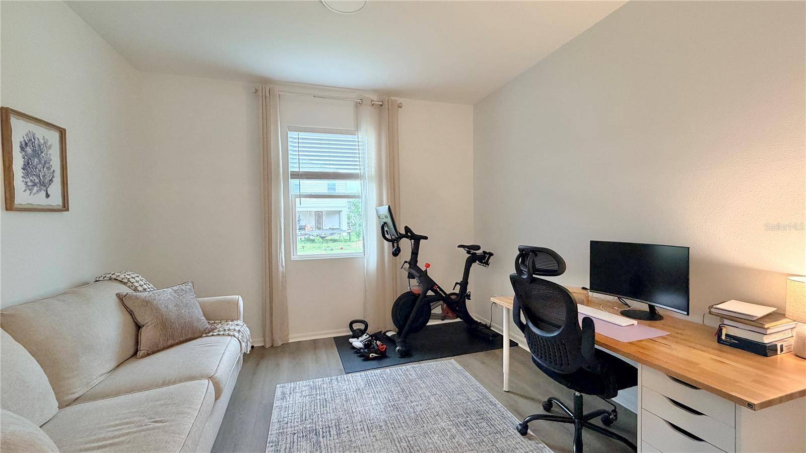 Image 21 of 37 For 5723 Cattle Ranch Drive