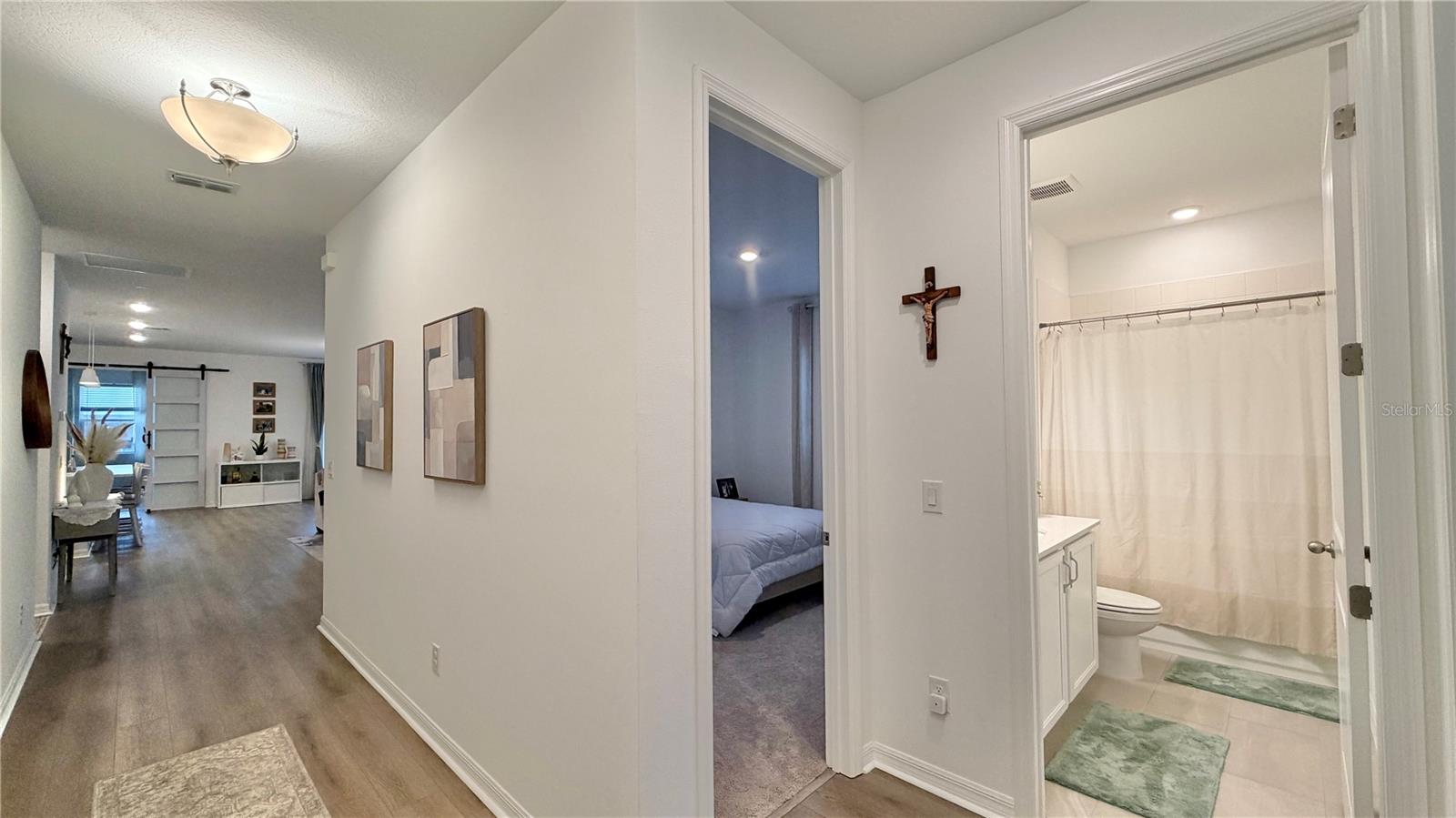 Image 7 of 37 For 5723 Cattle Ranch Drive