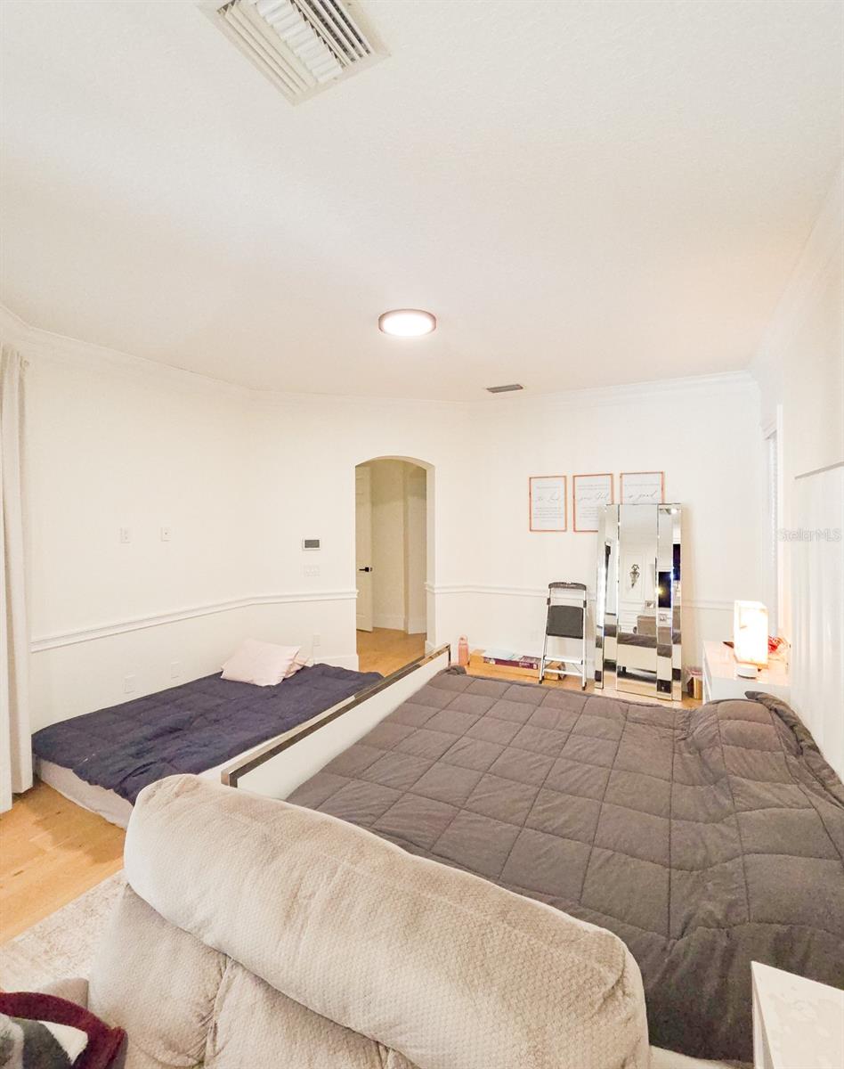 Image 17 of 73 For 1742 Fifeshire Court