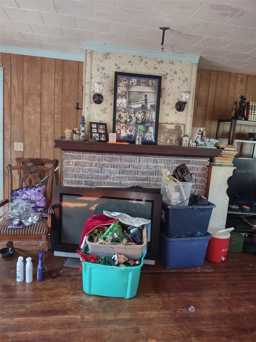 Image 7 of 9 For 399 6th Street