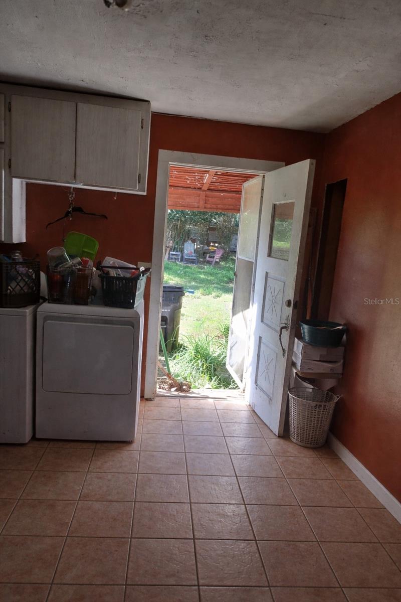 Image 9 of 9 For 399 6th Street