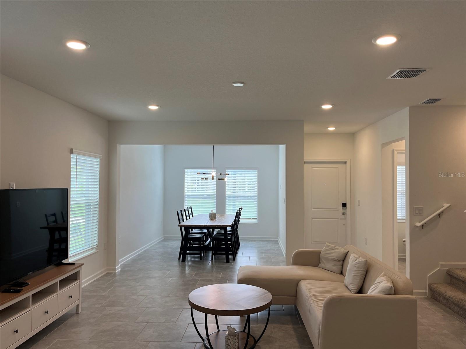 Image 7 of 27 For 7067 Sienna Oak Alley