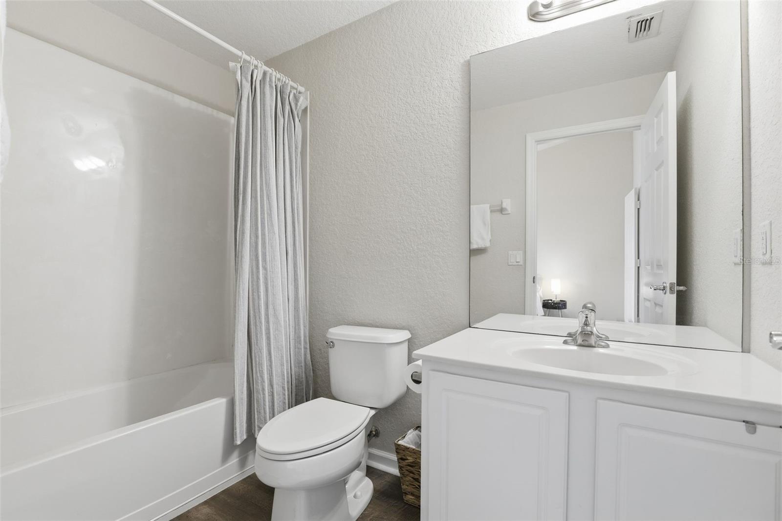 Image 23 of 36 For 2896 Polvadero Lane 104