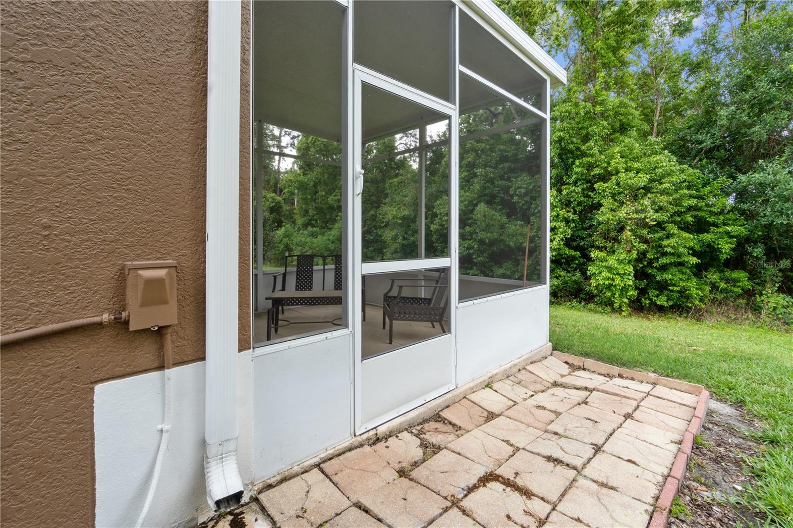 Image 33 of 42 For 15350 Oak Apple Court 17b