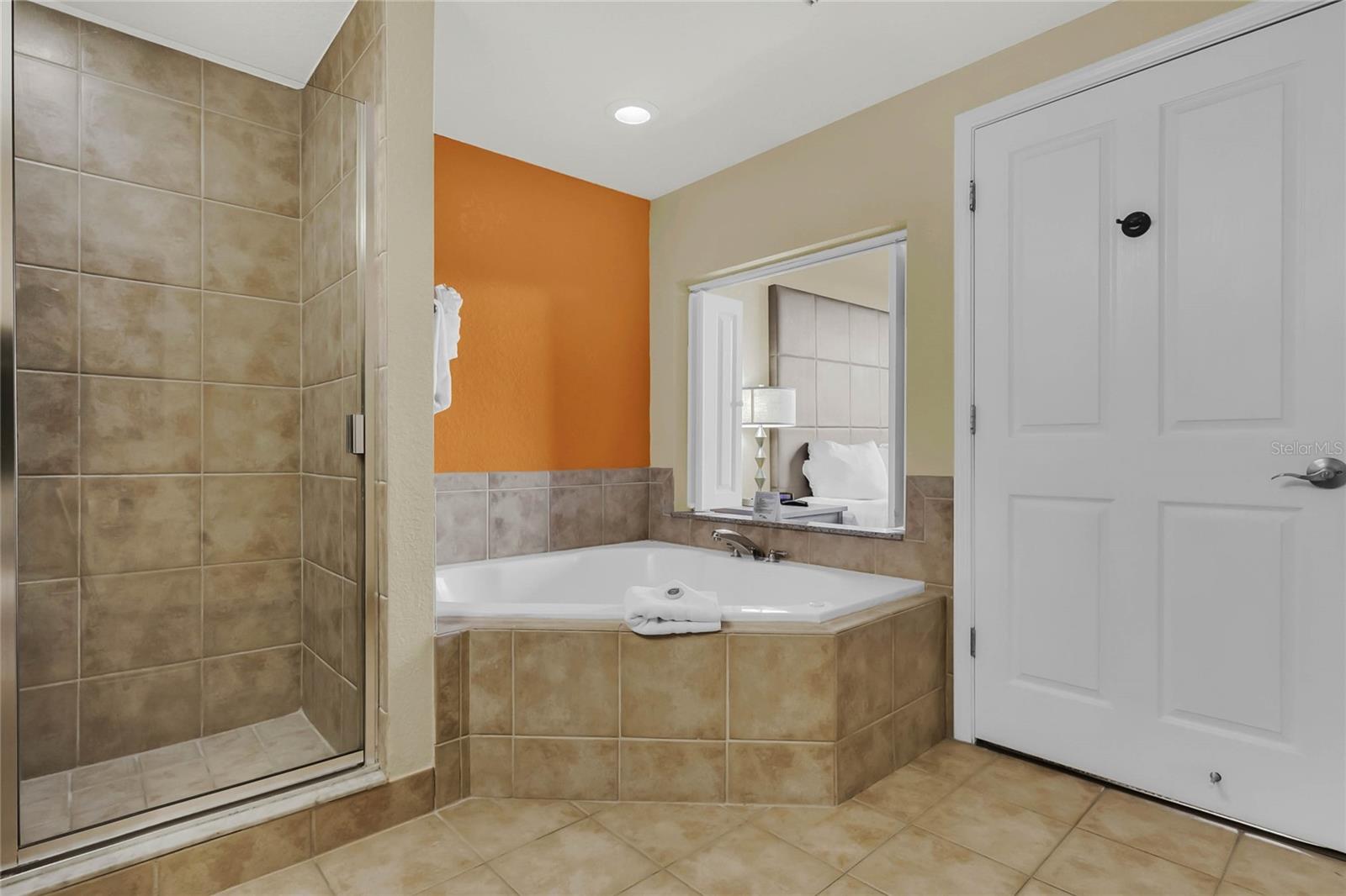 Image 11 of 30 For 12527 Floridays Resort Drive 511e