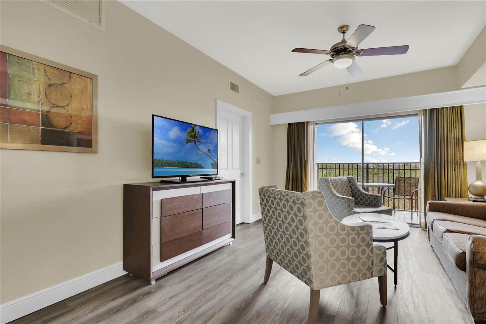 Image 17 of 30 For 12527 Floridays Resort Drive 511e