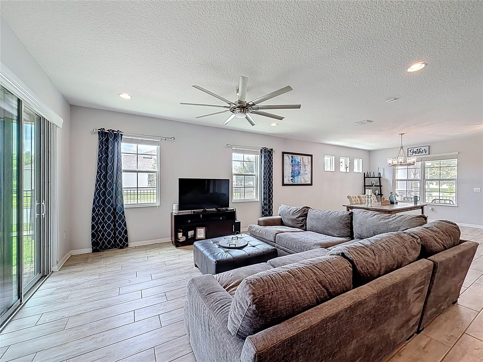 Image 15 of 54 For 8150 Gray Kingbird Drive