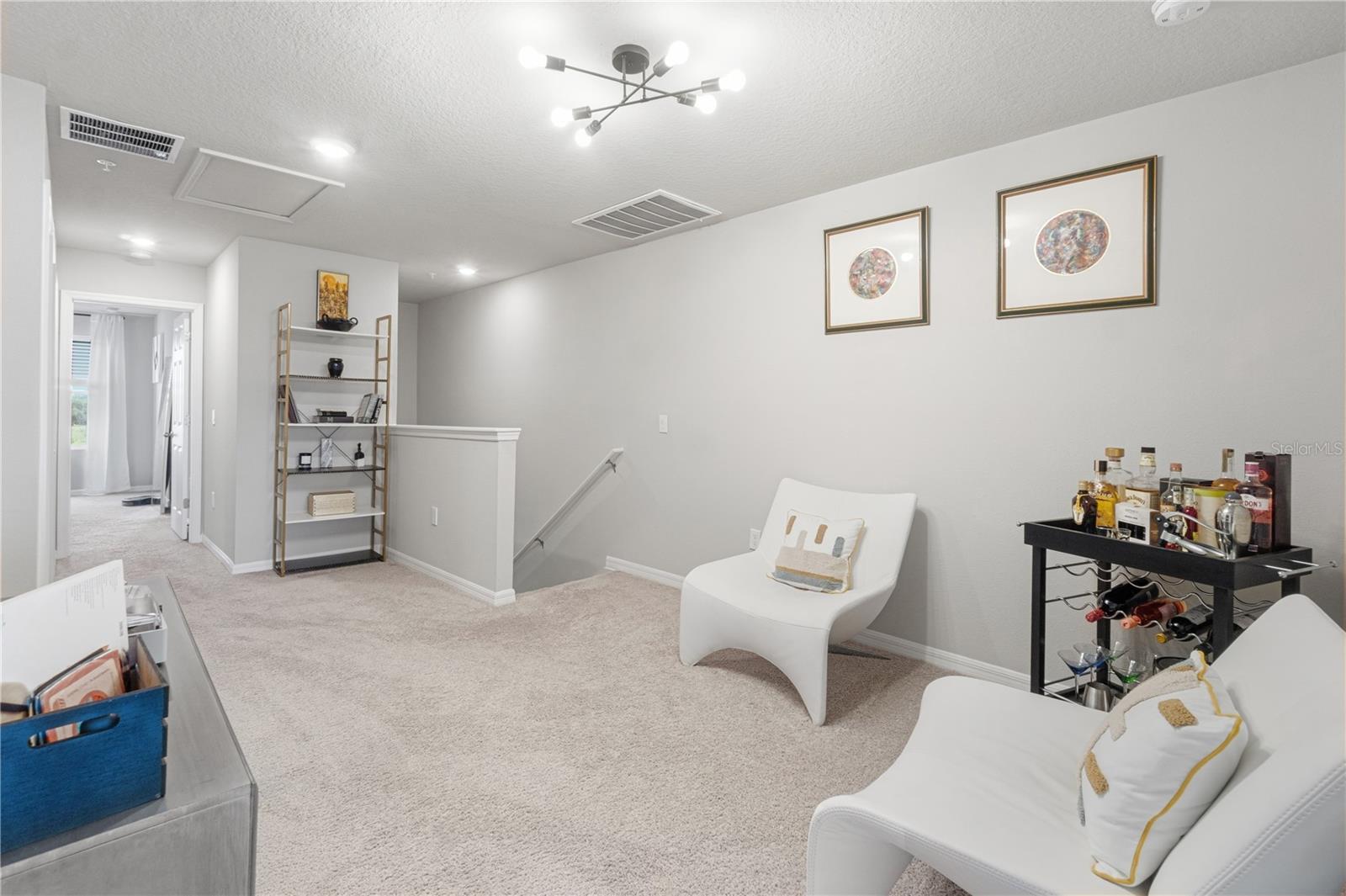 Image 15 of 30 For 951 Robin Holly Street