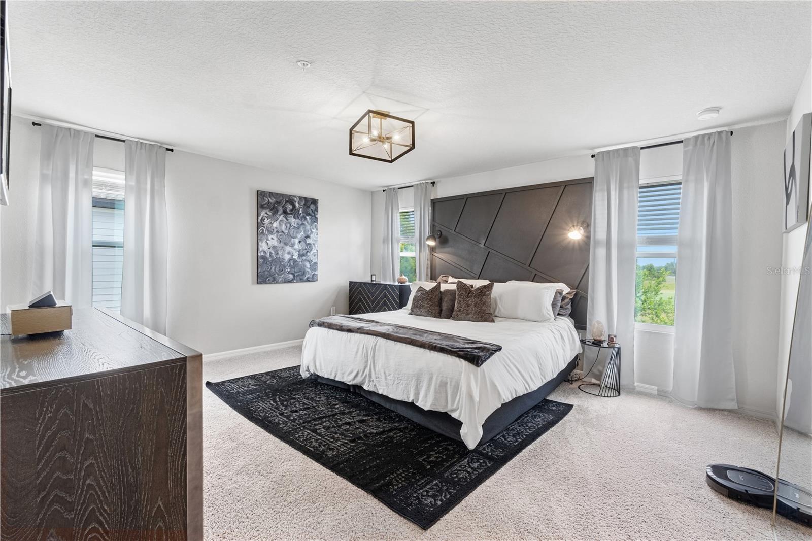 Image 16 of 30 For 951 Robin Holly Street