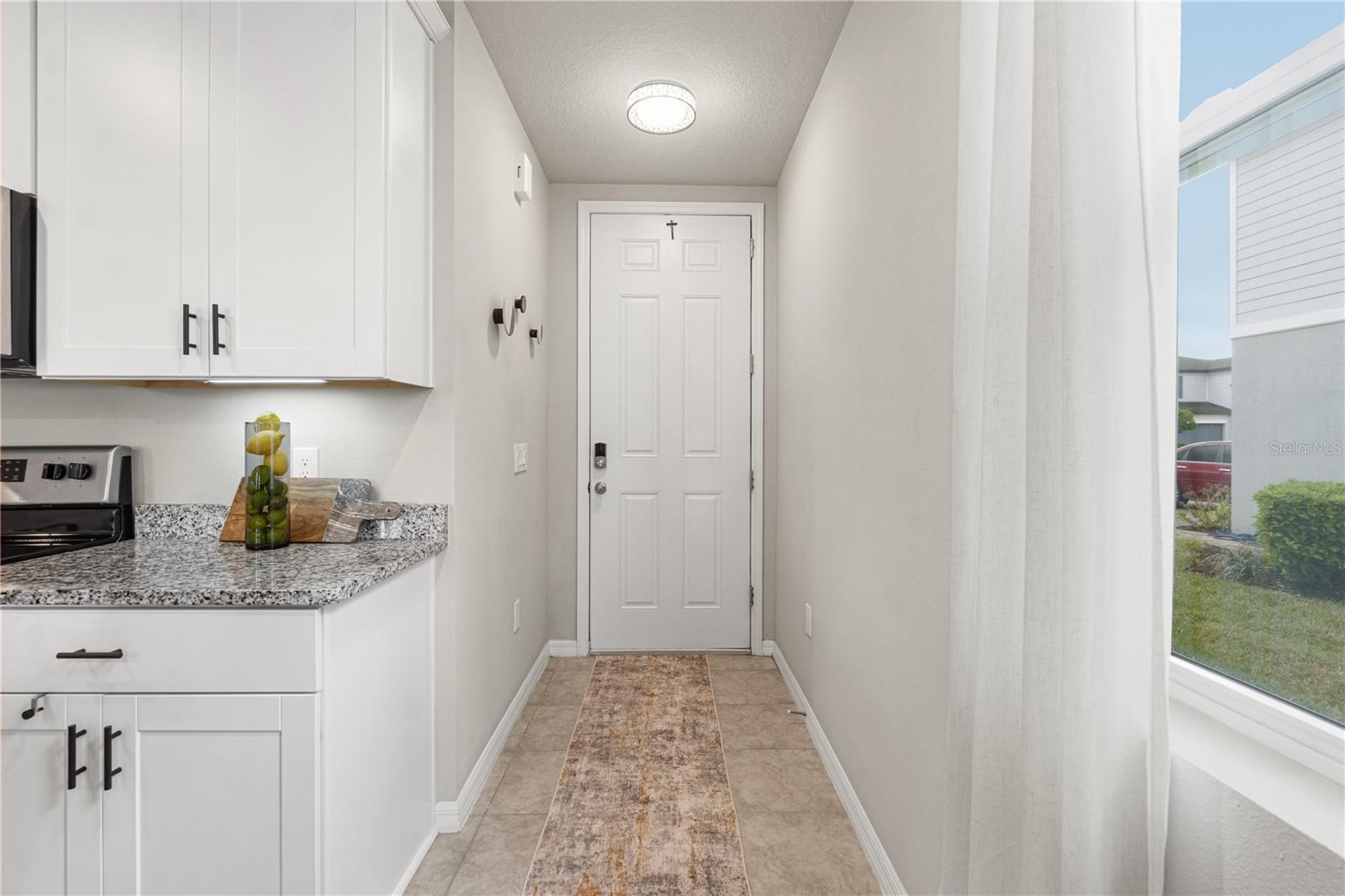 Image 4 of 30 For 951 Robin Holly Street