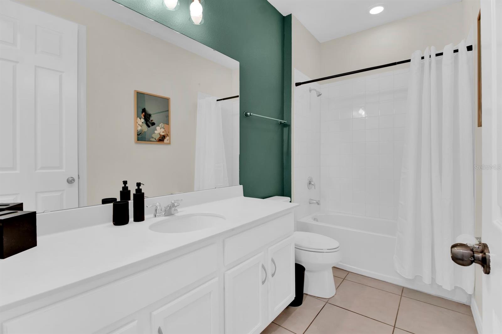 Image 36 of 49 For 1540 Nassau Point Trail