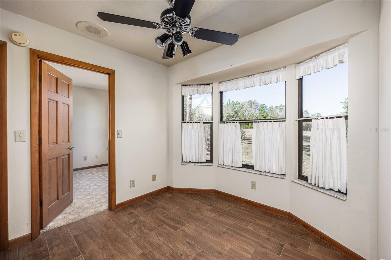 Image 21 of 48 For 15181 9th Street