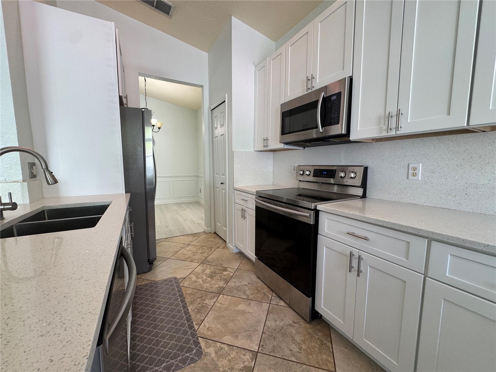 Image 14 of 32 For 8520 Greenbank Boulevard